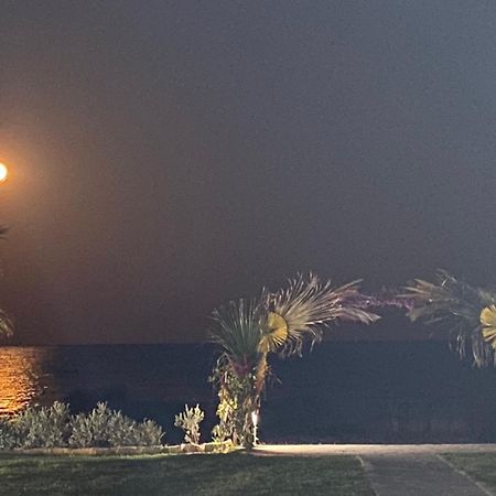 Ionion Beachfront Villa ไอยานาปา ภายนอก รูปภาพ