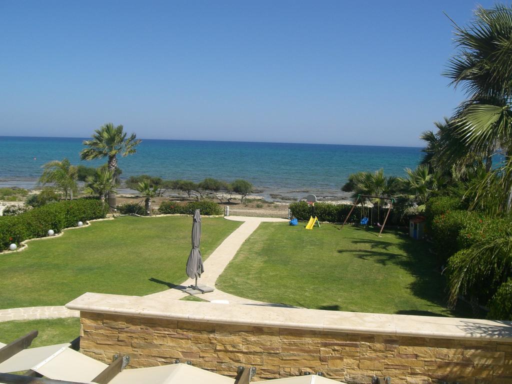 Ionion Beachfront Villa ไอยานาปา ห้อง รูปภาพ